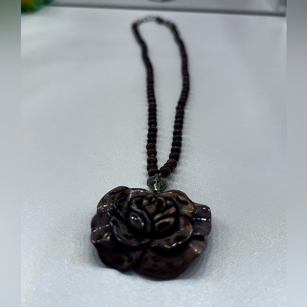 Brown Flower Necklace